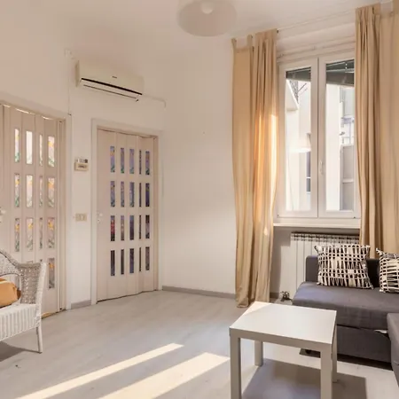 Apartment 12 Minutes From Duomo - Modern Loft *
